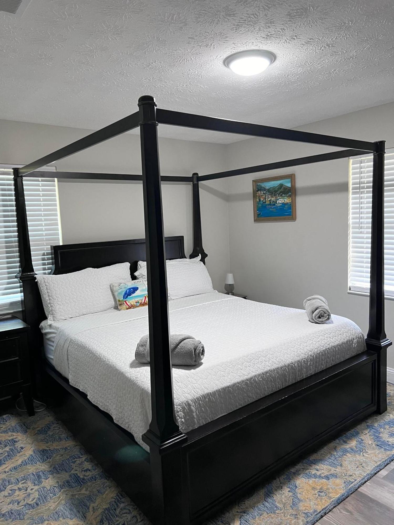 Take A Stroll By The Park - Pet And Family Friendly Villa Saint Augustine Eksteriør billede